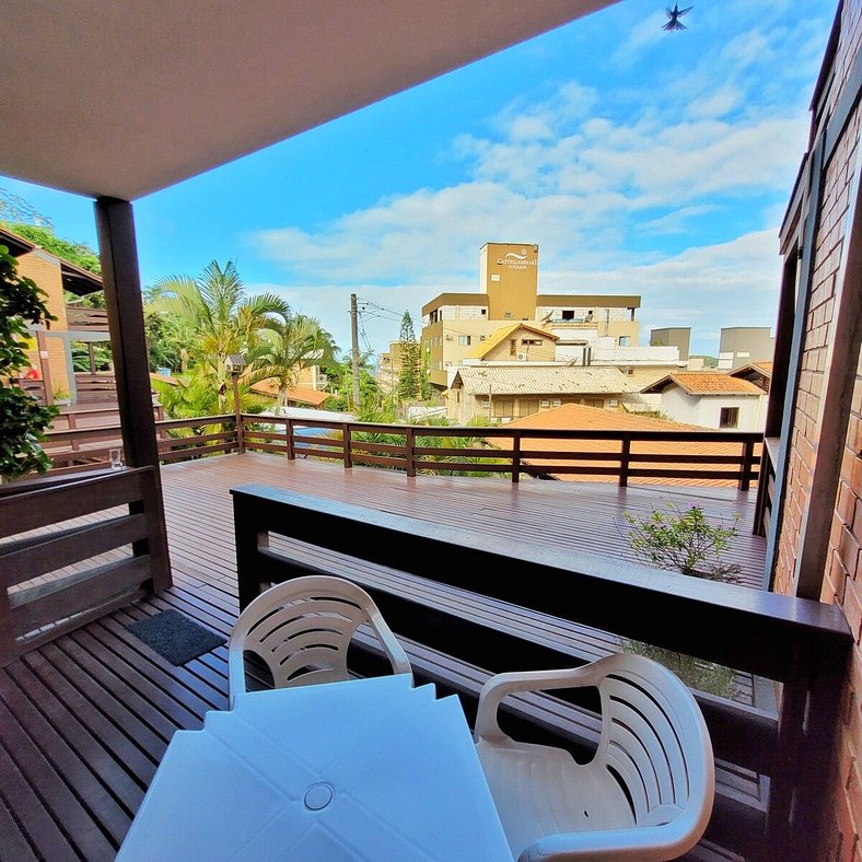 Apartº. deck vista mar. até 4 pessoas, 70 m praia