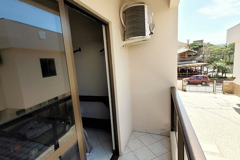 Linda Casa 2 suítes, 30 m praia, até 6 pessoas