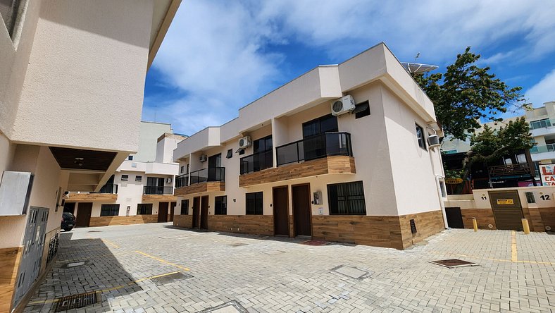 Linda Casa 2 suítes, 30 m praia, até 6 pessoas