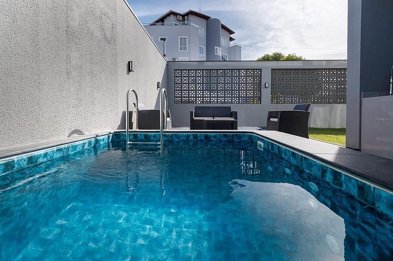 Triplex piscina e jacuzzi, 100m Praia, 3 vagas